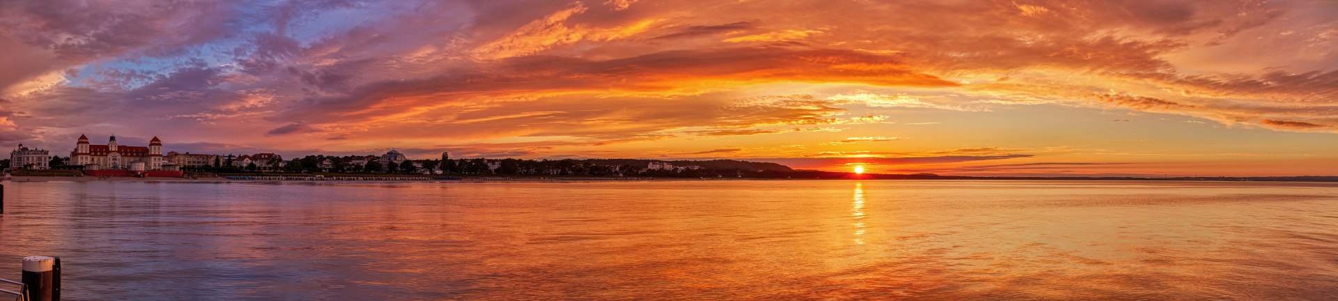 Binz, Rügen, Ostseebad, Sonnenuntergang, Mecklenburg-Vorpommern, Deutschland Binz, Rügen, Ostseebad, Sonnenuntergang, Mecklenburg-Vorpommern, Deutschland